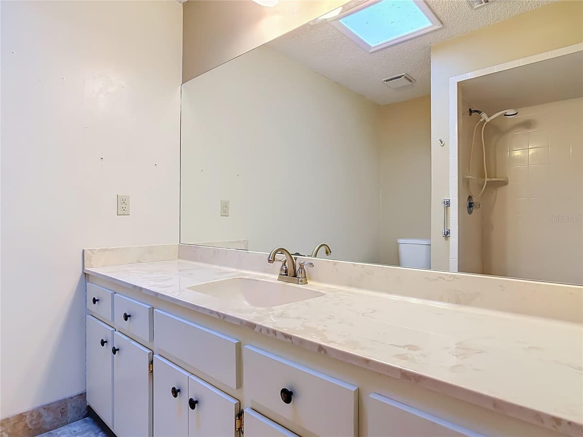 474 OAKWOOD AVENUE — photo 43 of 65