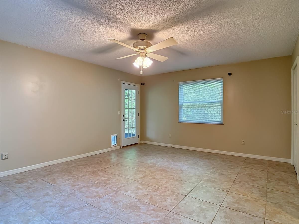 474 OAKWOOD AVENUE — photo 41 of 65