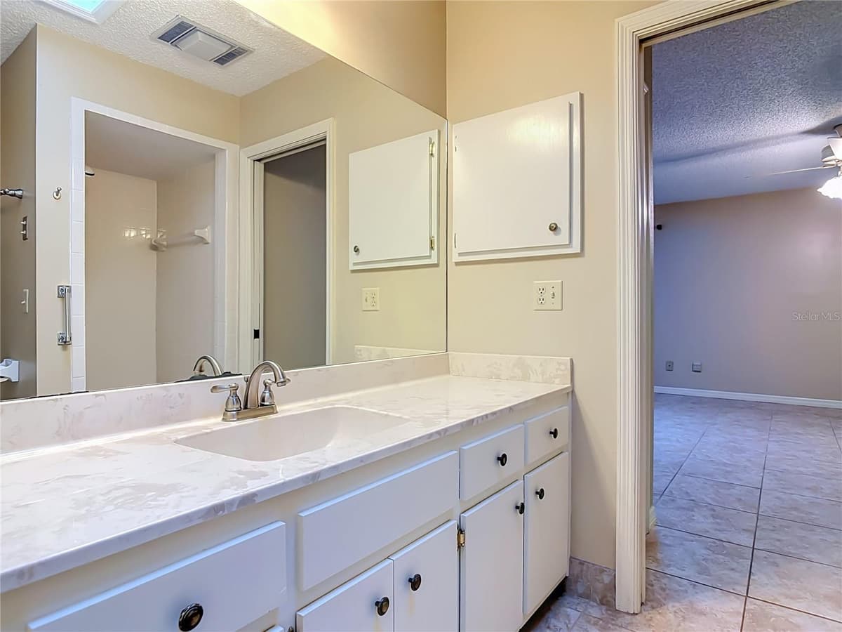 474 OAKWOOD AVENUE — photo 44 of 65