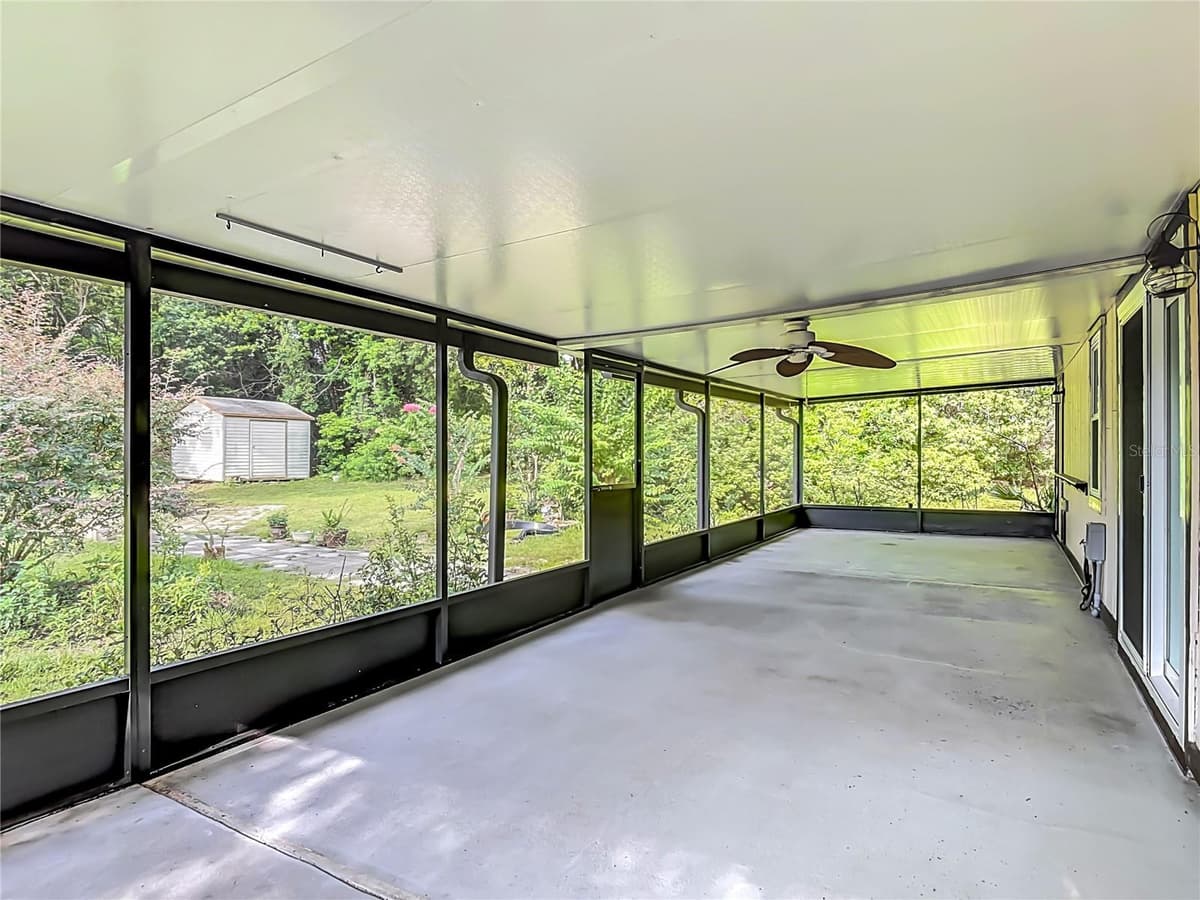 474 OAKWOOD AVENUE — photo 47 of 65