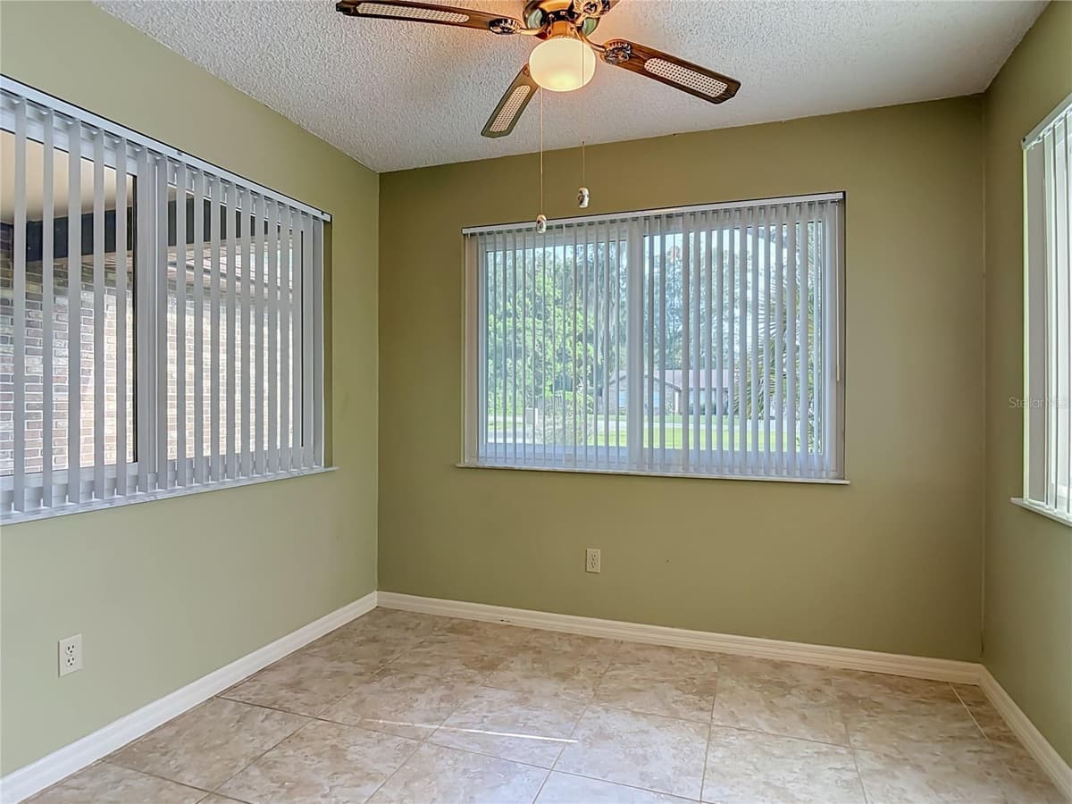 474 OAKWOOD AVENUE — photo 24 of 65