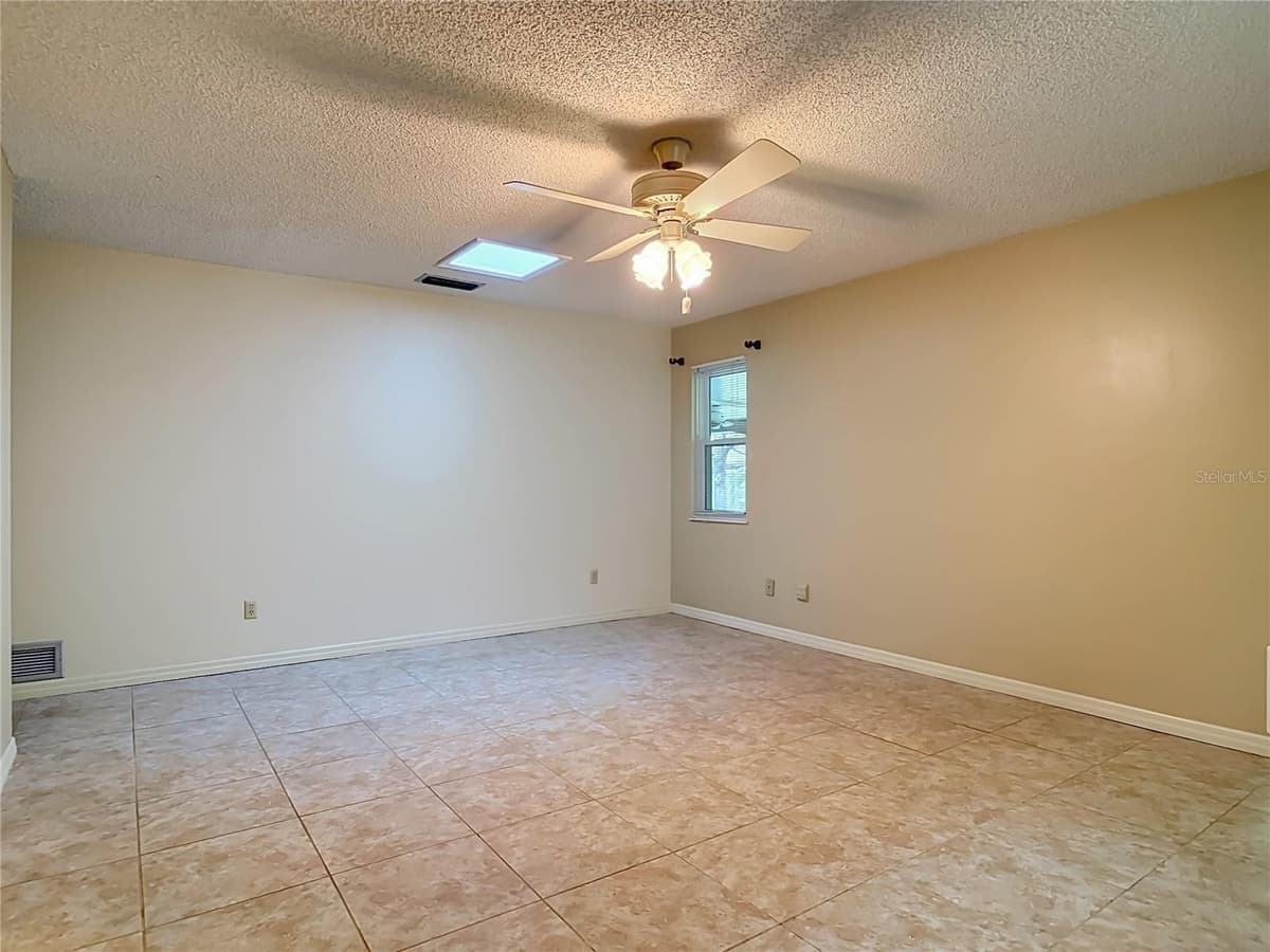 474 OAKWOOD AVENUE — photo 42 of 65