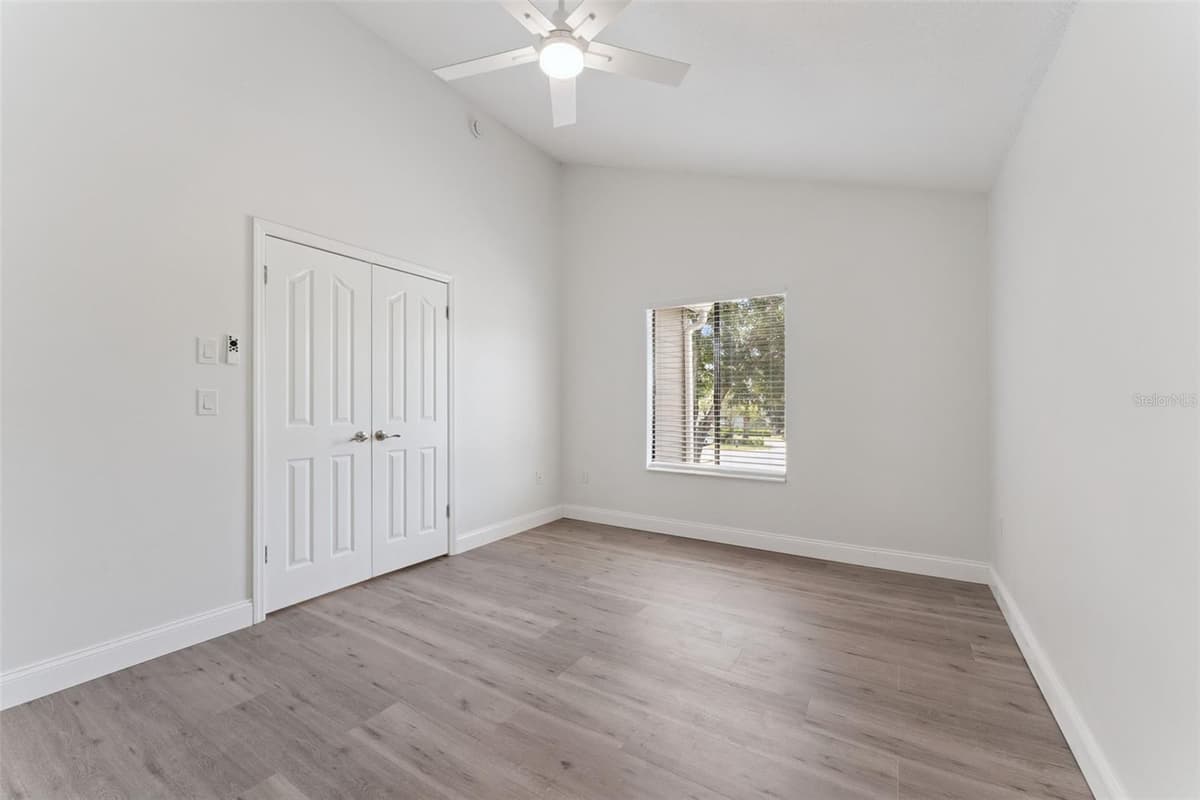 549 SUN RIDGE PLACE — photo 16 of 35
