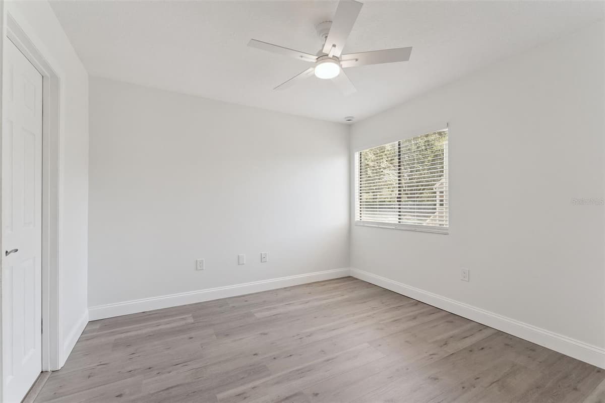 549 SUN RIDGE PLACE — photo 20 of 35