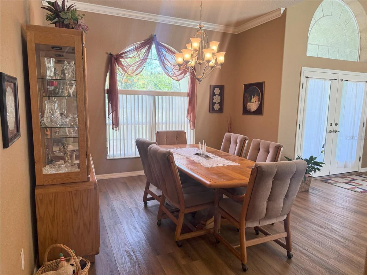 7552 RIVER COUNTRY DRIVE — photo 11 of 36
