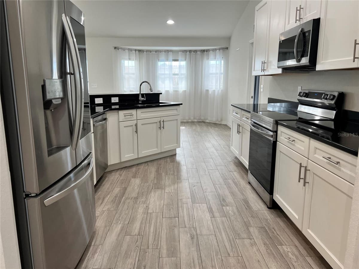 513 CENTRAL RIDGE LANE — photo 18 of 41