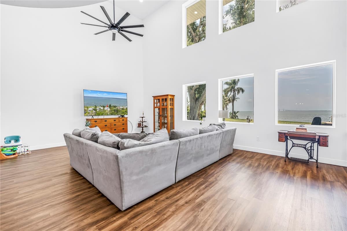 2280 PINELLAS POINT DRIVE — photo 30 of 97