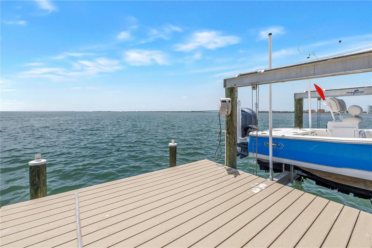 2280 PINELLAS POINT DRIVE — photo 85 of 97