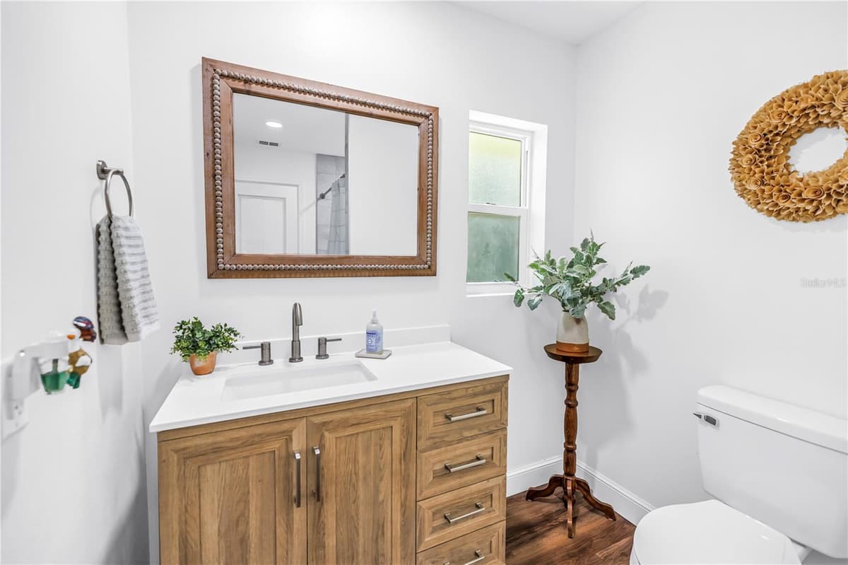 2280 PINELLAS POINT DRIVE — photo 35 of 97