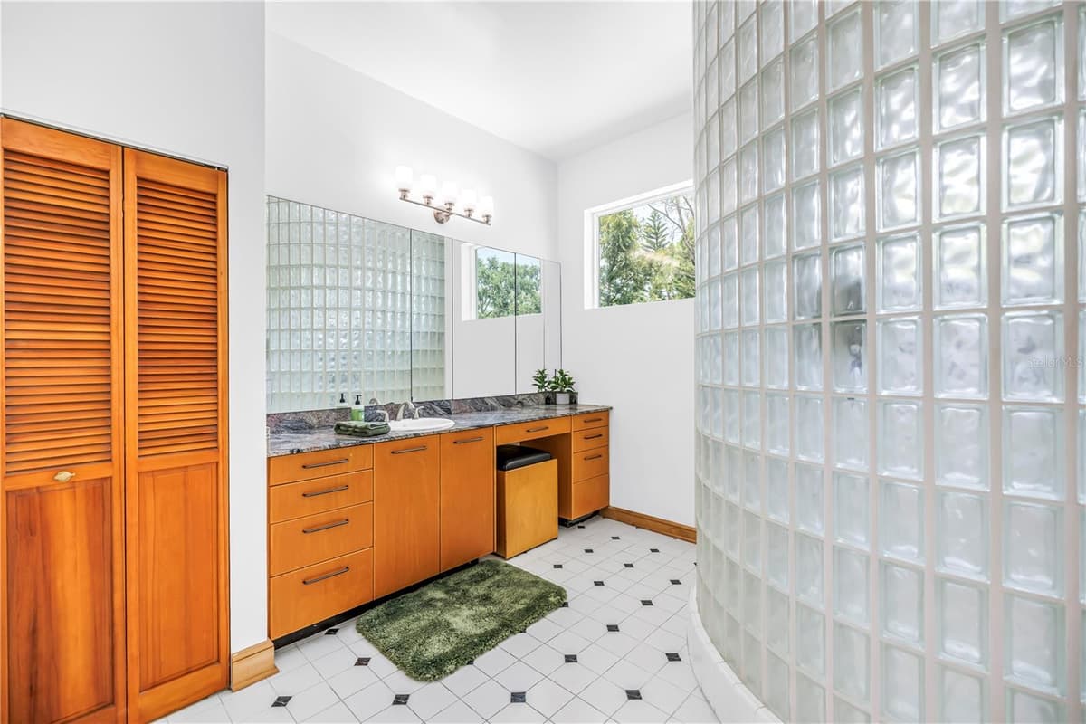 2280 PINELLAS POINT DRIVE — photo 56 of 97