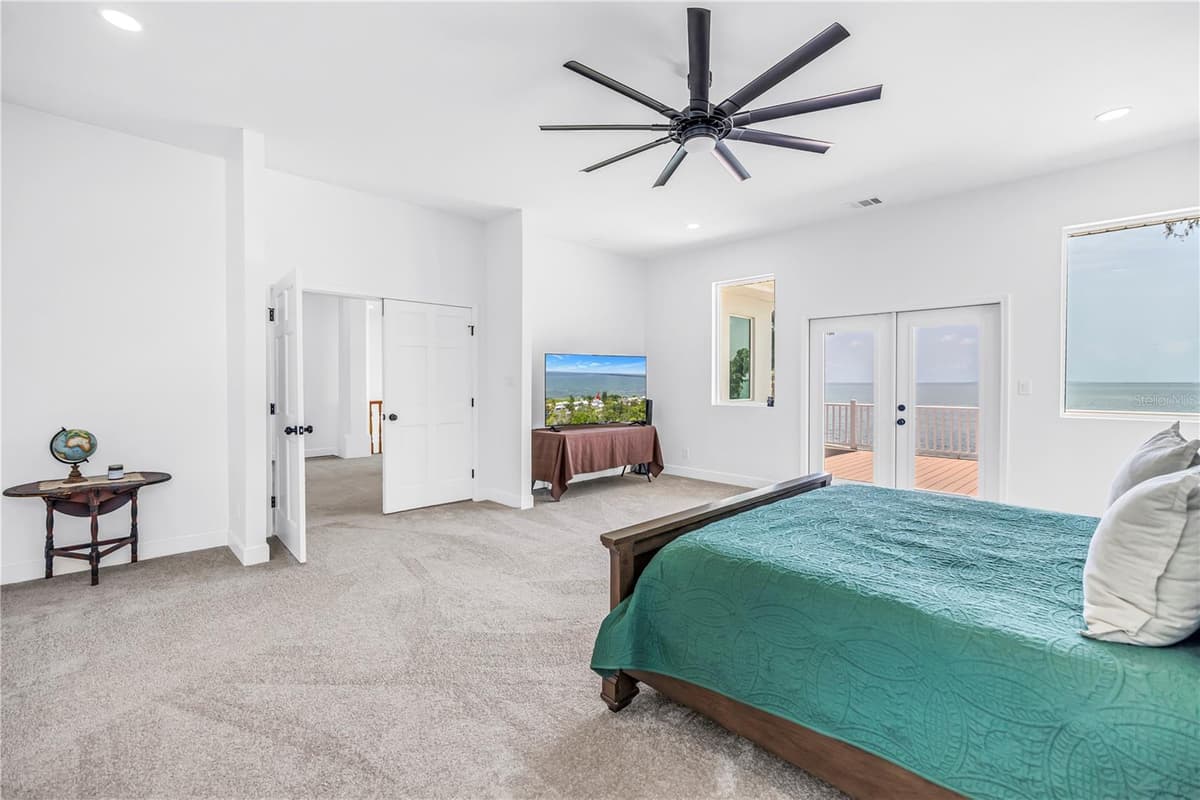 2280 PINELLAS POINT DRIVE — photo 54 of 97