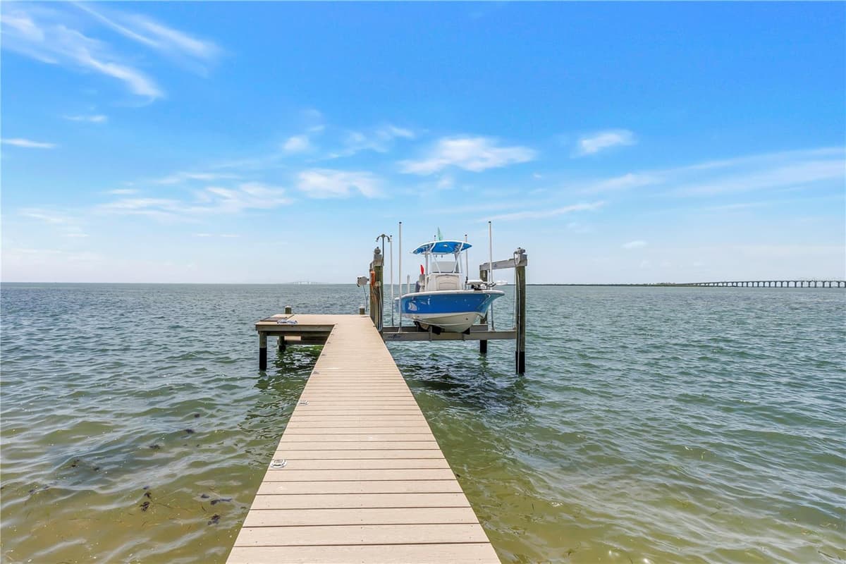 2280 PINELLAS POINT DRIVE — photo 84 of 97
