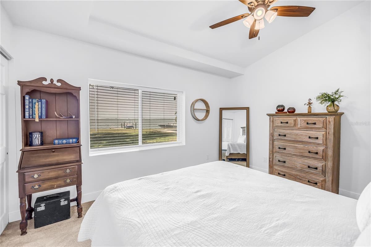 2280 PINELLAS POINT DRIVE — photo 38 of 97
