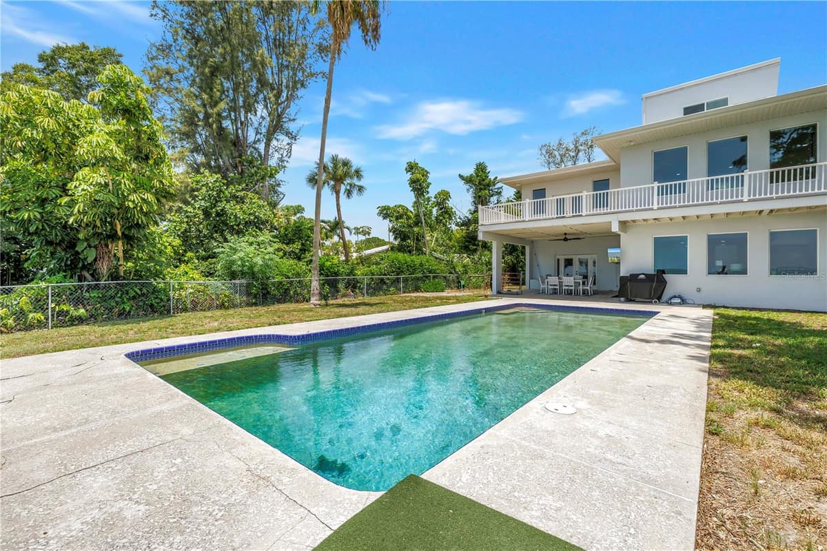 2280 PINELLAS POINT DRIVE — photo 80 of 97