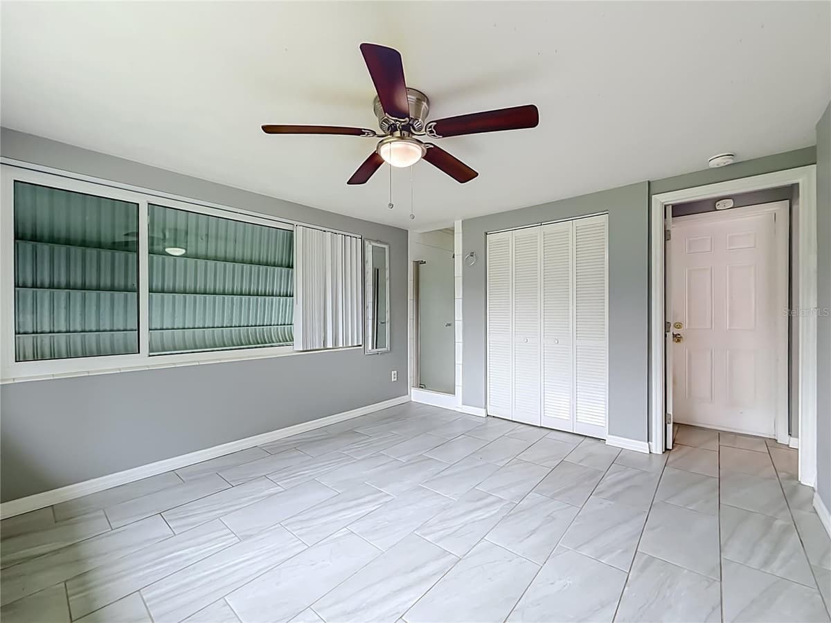 890 7TH AVENUE — photo 37 of 63