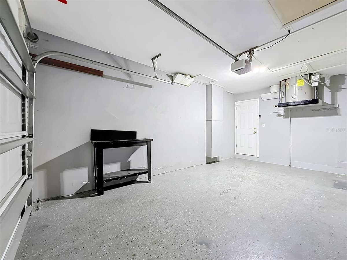 890 7TH AVENUE — photo 46 of 63