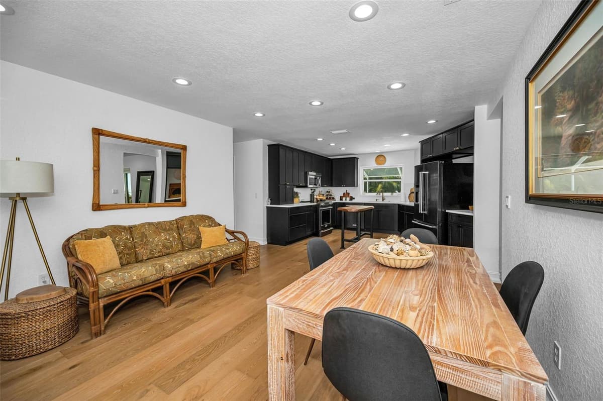 14516 BAY HILLS DRIVE — photo 28 of 84