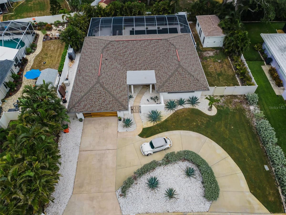 14516 BAY HILLS DRIVE — photo 75 of 84