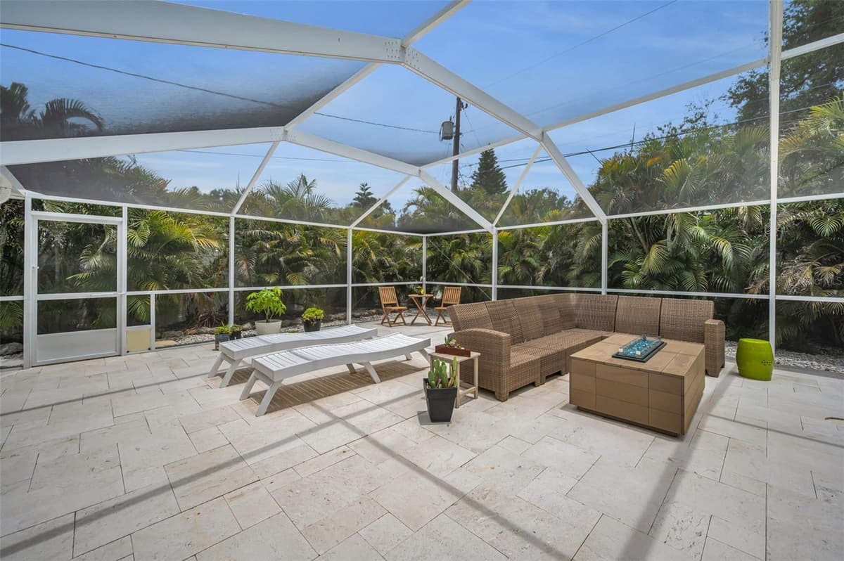 14516 BAY HILLS DRIVE — photo 64 of 84