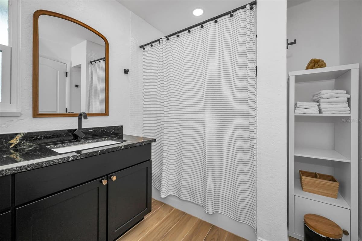 14516 BAY HILLS DRIVE — photo 45 of 84