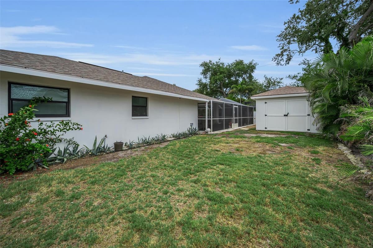 14516 BAY HILLS DRIVE — photo 72 of 84
