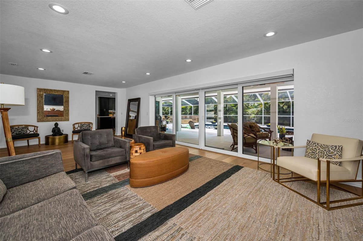 14516 BAY HILLS DRIVE — photo 23 of 84