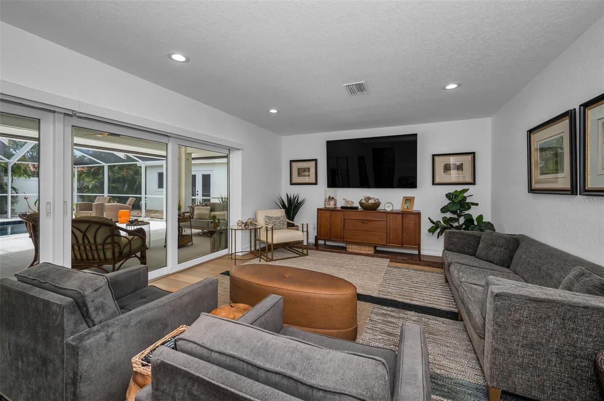 14516 BAY HILLS DRIVE — photo 22 of 84