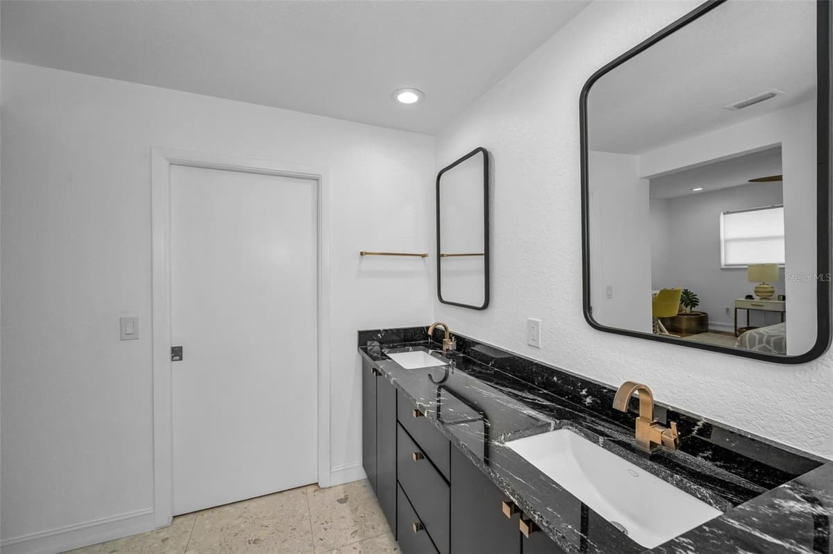 14516 BAY HILLS DRIVE — photo 42 of 84