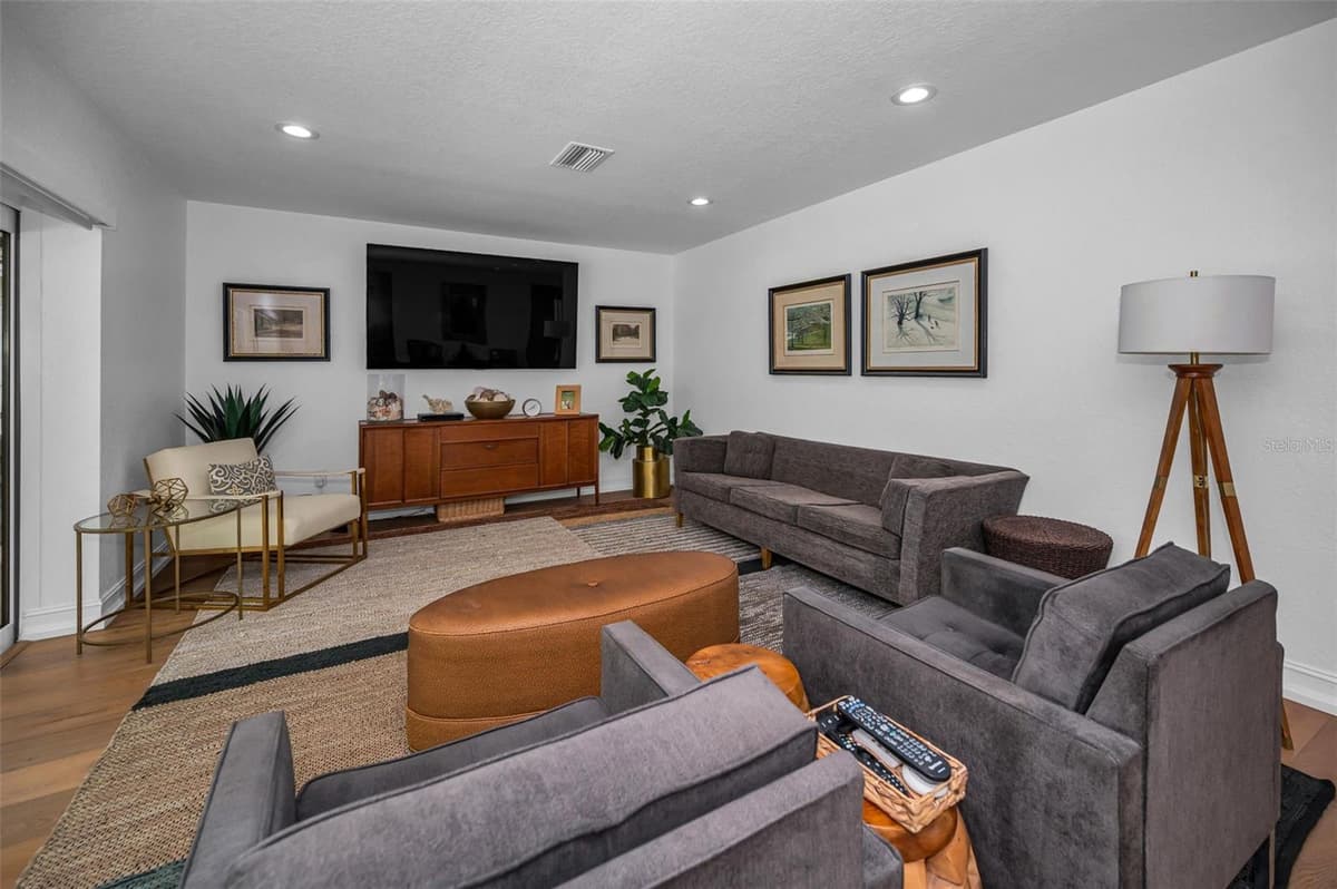 14516 BAY HILLS DRIVE — photo 19 of 84