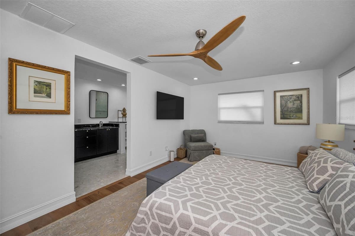 14516 BAY HILLS DRIVE — photo 37 of 84
