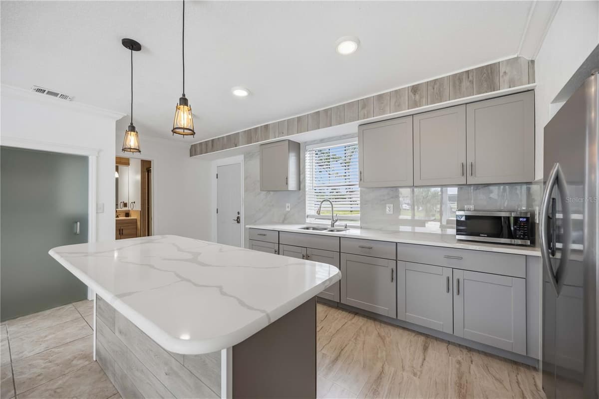 9494 ROSEBUD CIRCLE — photo 3 of 62