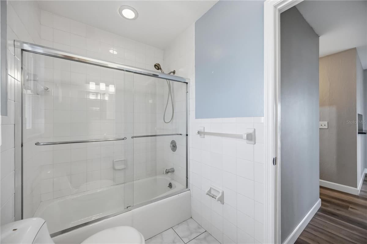 9494 ROSEBUD CIRCLE — photo 35 of 62