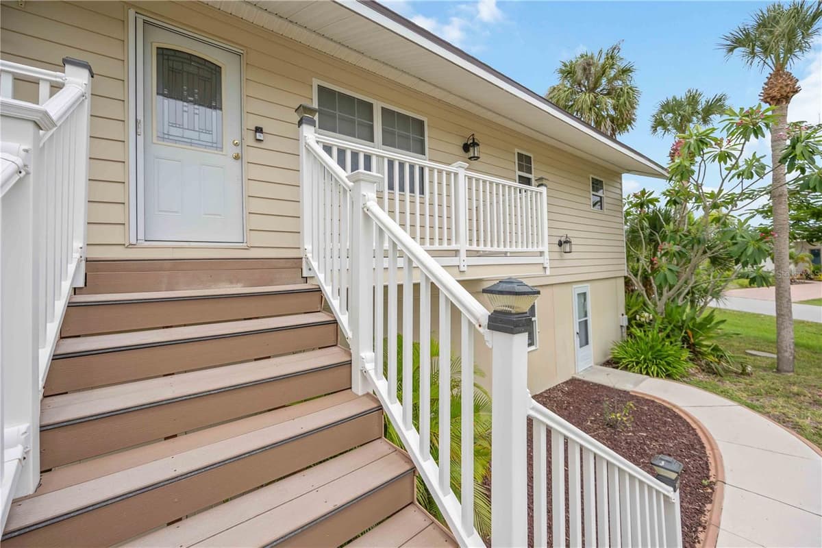 9494 ROSEBUD CIRCLE — photo 13 of 62