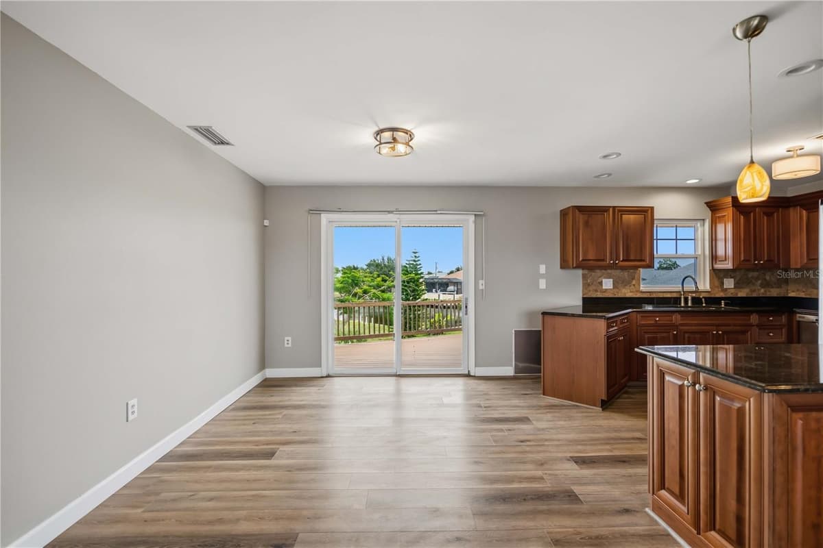9494 ROSEBUD CIRCLE — photo 21 of 62