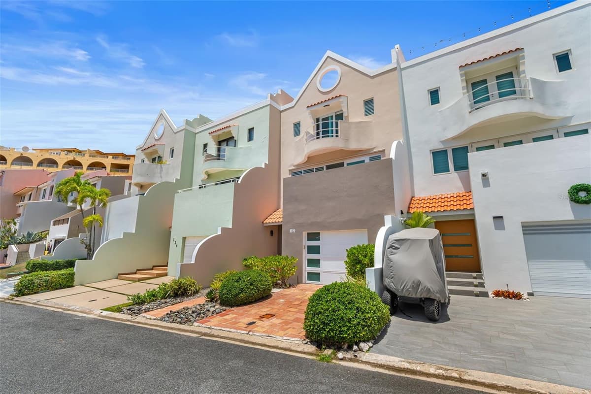 MONTECARLO ST. PALMAS DEL MAR — photo 3 of 44