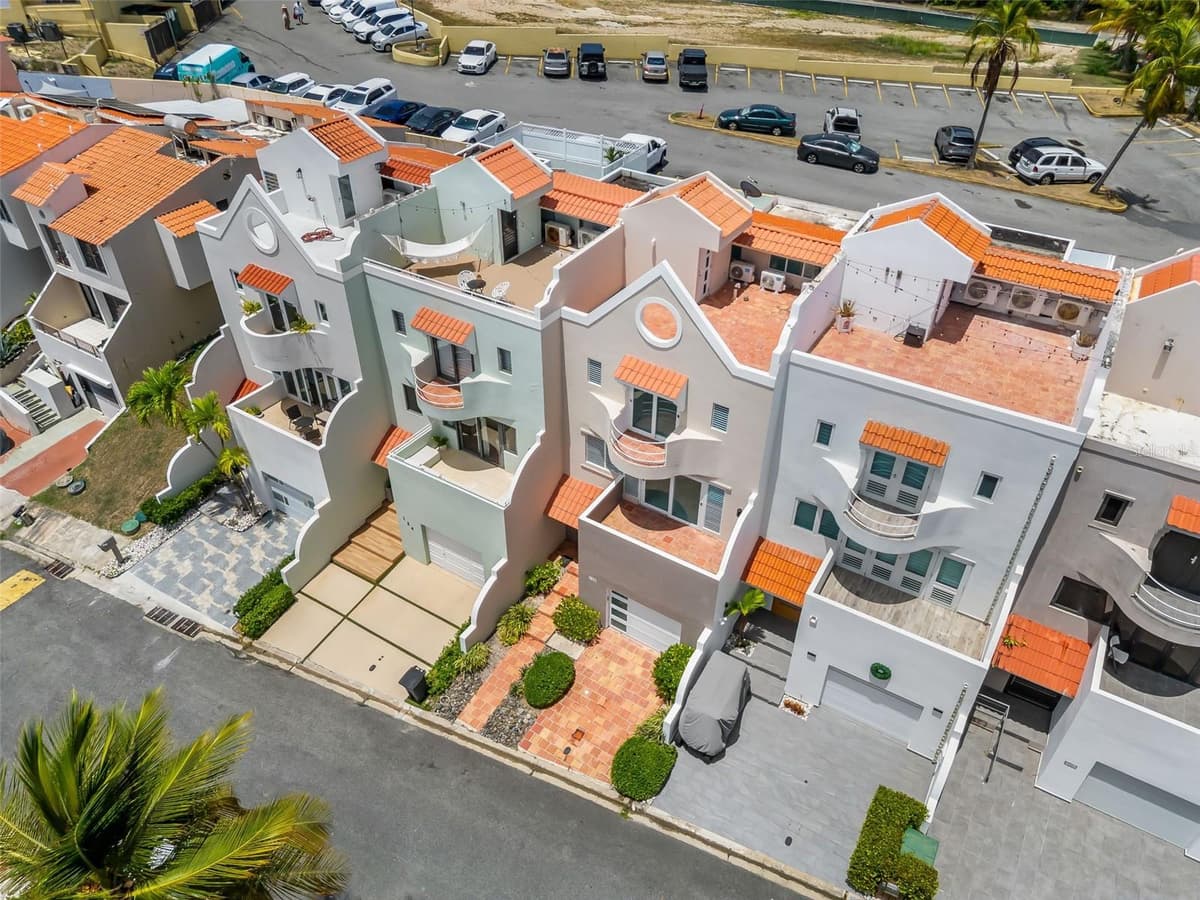 MONTECARLO ST. PALMAS DEL MAR — photo 42 of 44
