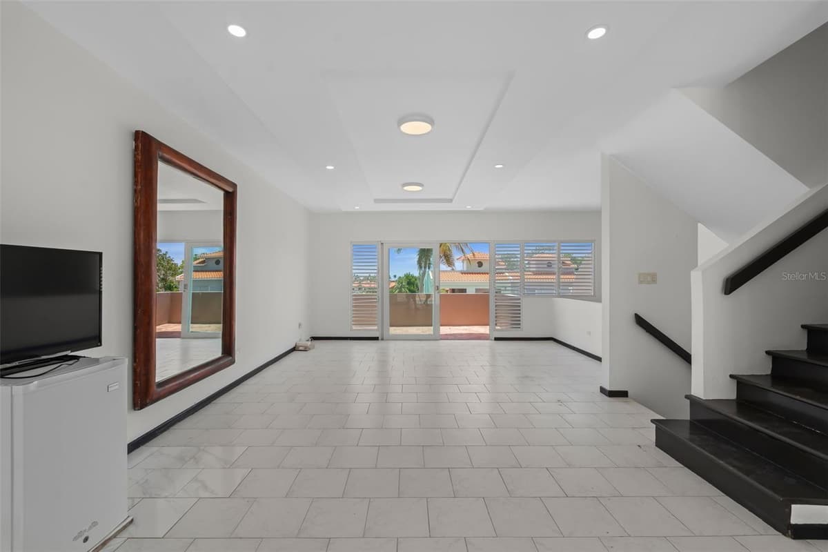 MONTECARLO ST. PALMAS DEL MAR — photo 22 of 44