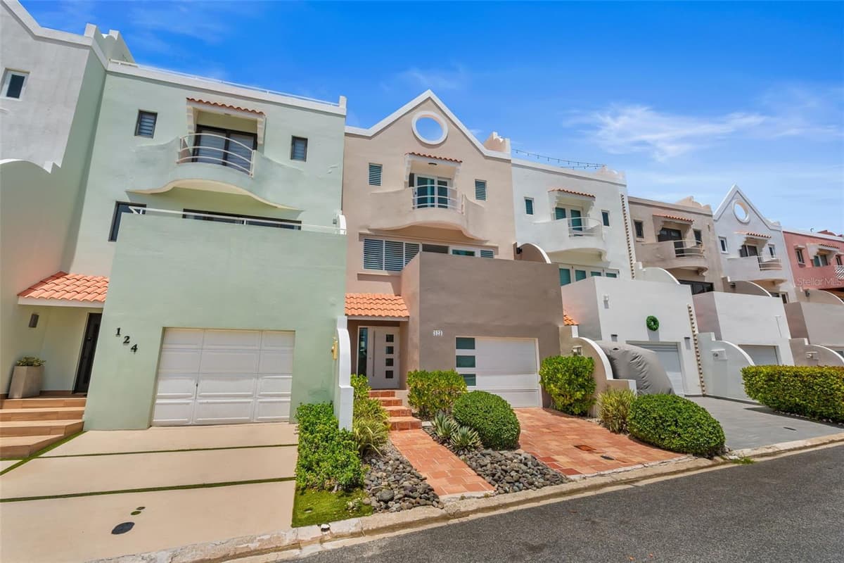 MONTECARLO ST. PALMAS DEL MAR — photo 2 of 44