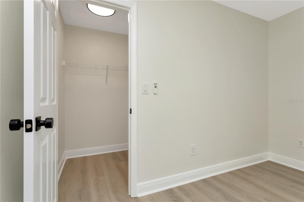 12633 SHETLAND WALK DRIVE — photo 27 of 40