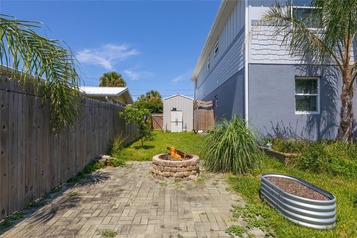904 DAYTONA AVENUE — photo 36 of 56