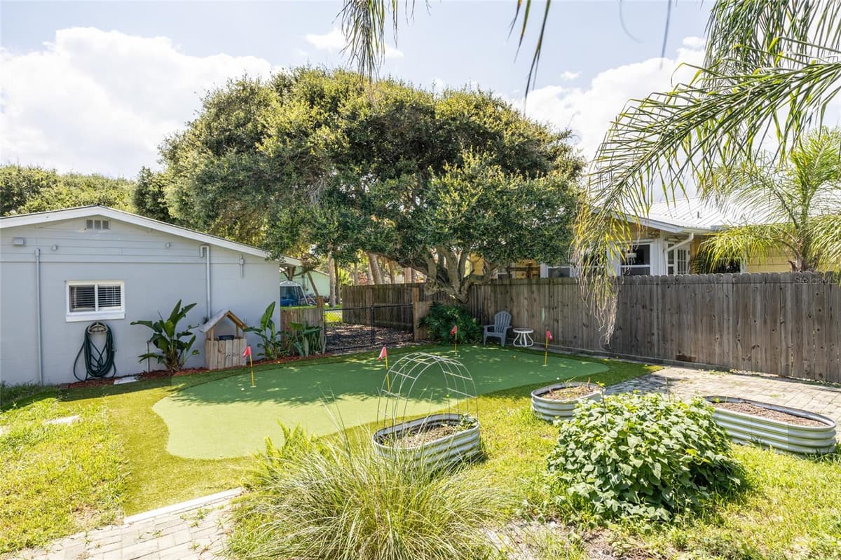 904 DAYTONA AVENUE — photo 34 of 56