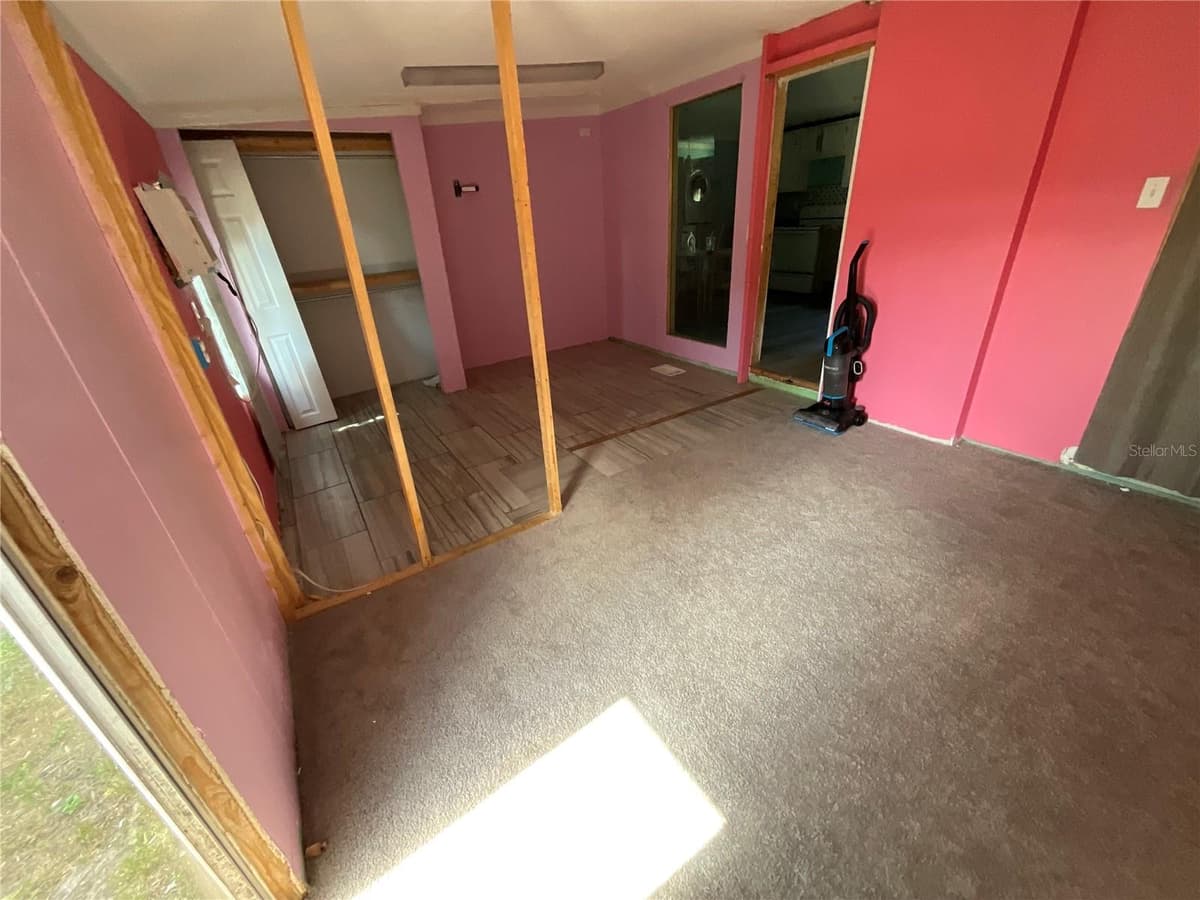 702 JERSEY COURT — photo 25 of 39