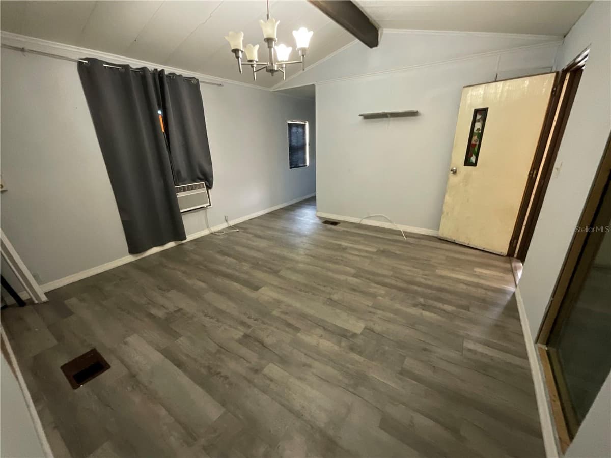 702 JERSEY COURT — photo 27 of 39