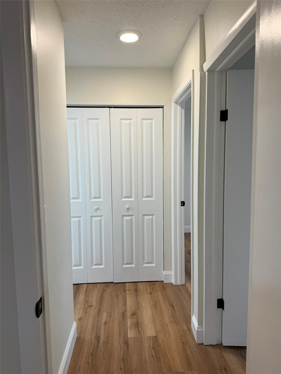 113 KENDALE DRIVE — photo 10 of 29