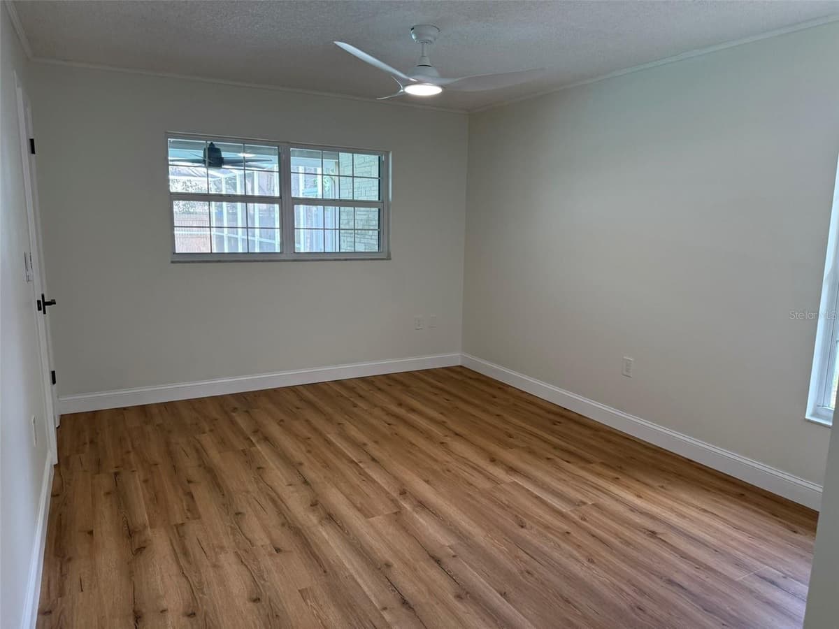 113 KENDALE DRIVE — photo 18 of 29