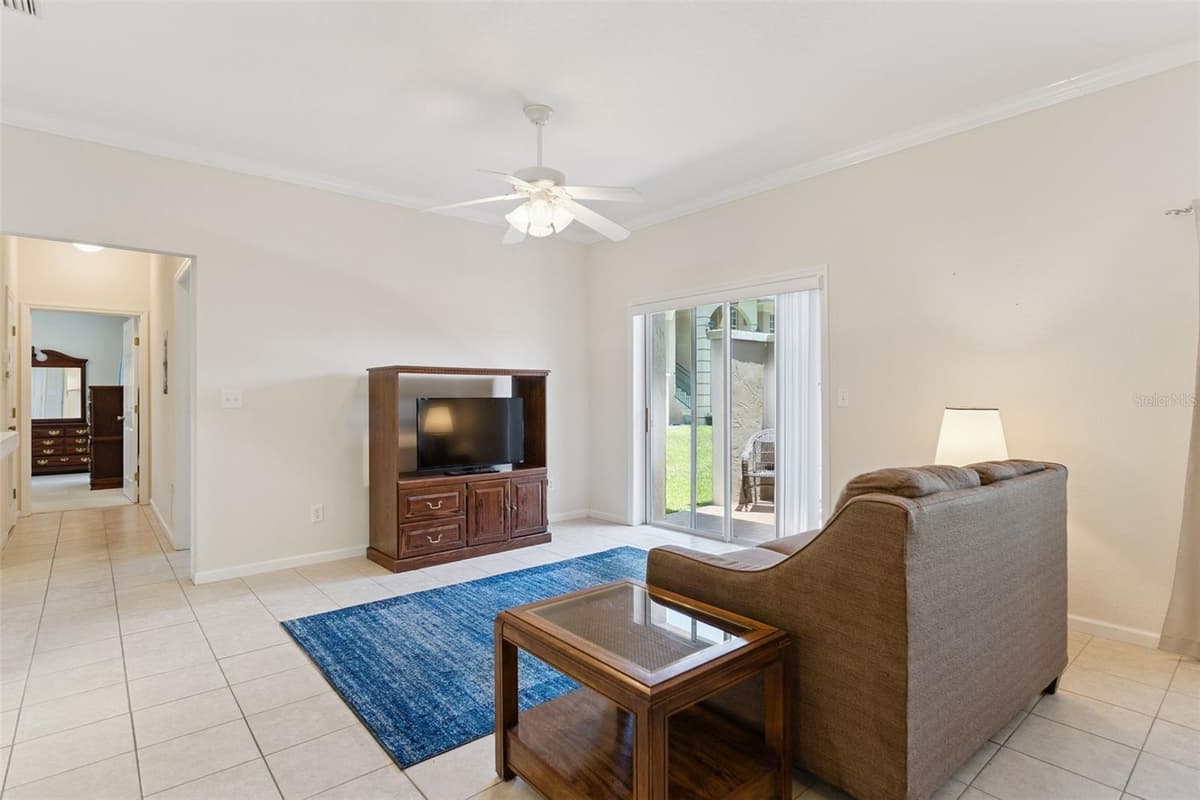 1502 EAGLE POND DRIVE — photo 4 of 28