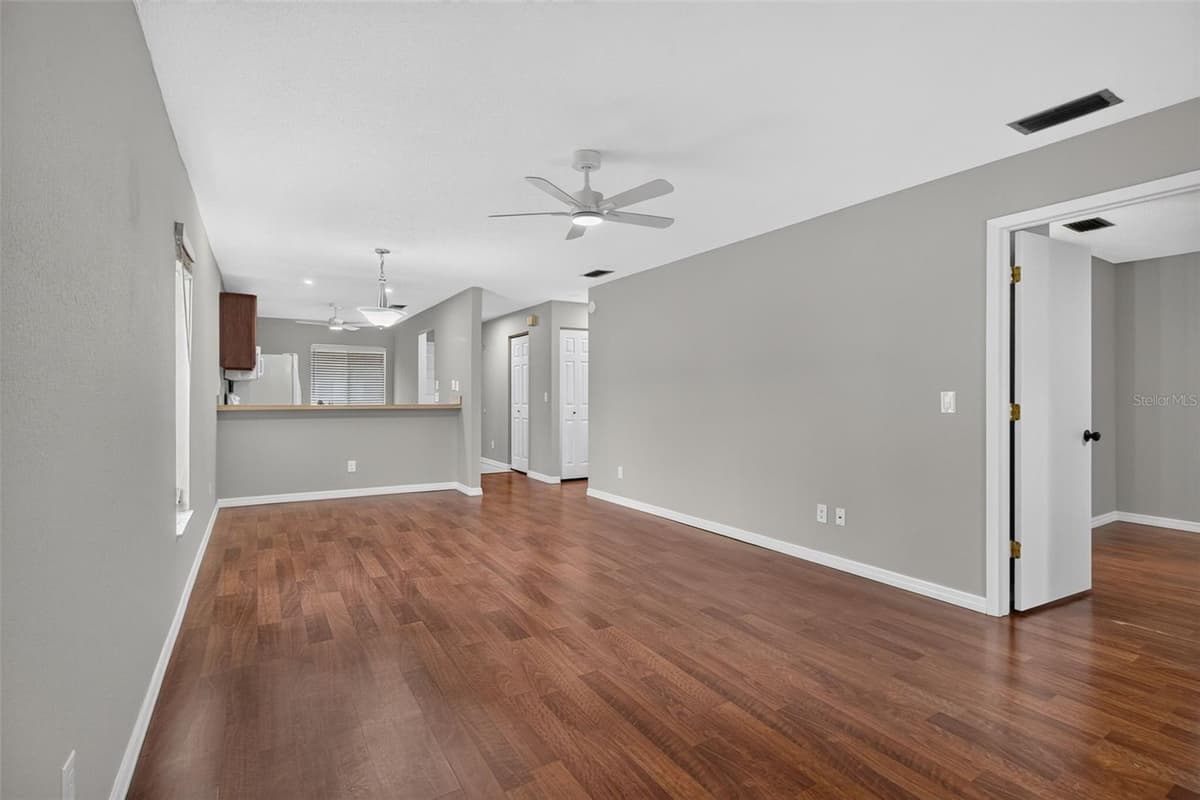 7360 ULMERTON ROAD — photo 8 of 40