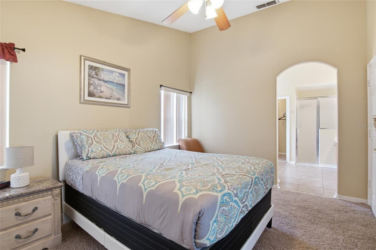 15828 HERON HILL STREET — photo 16 of 33