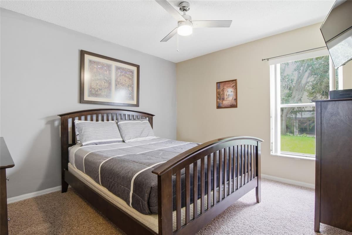 15828 HERON HILL STREET — photo 21 of 33