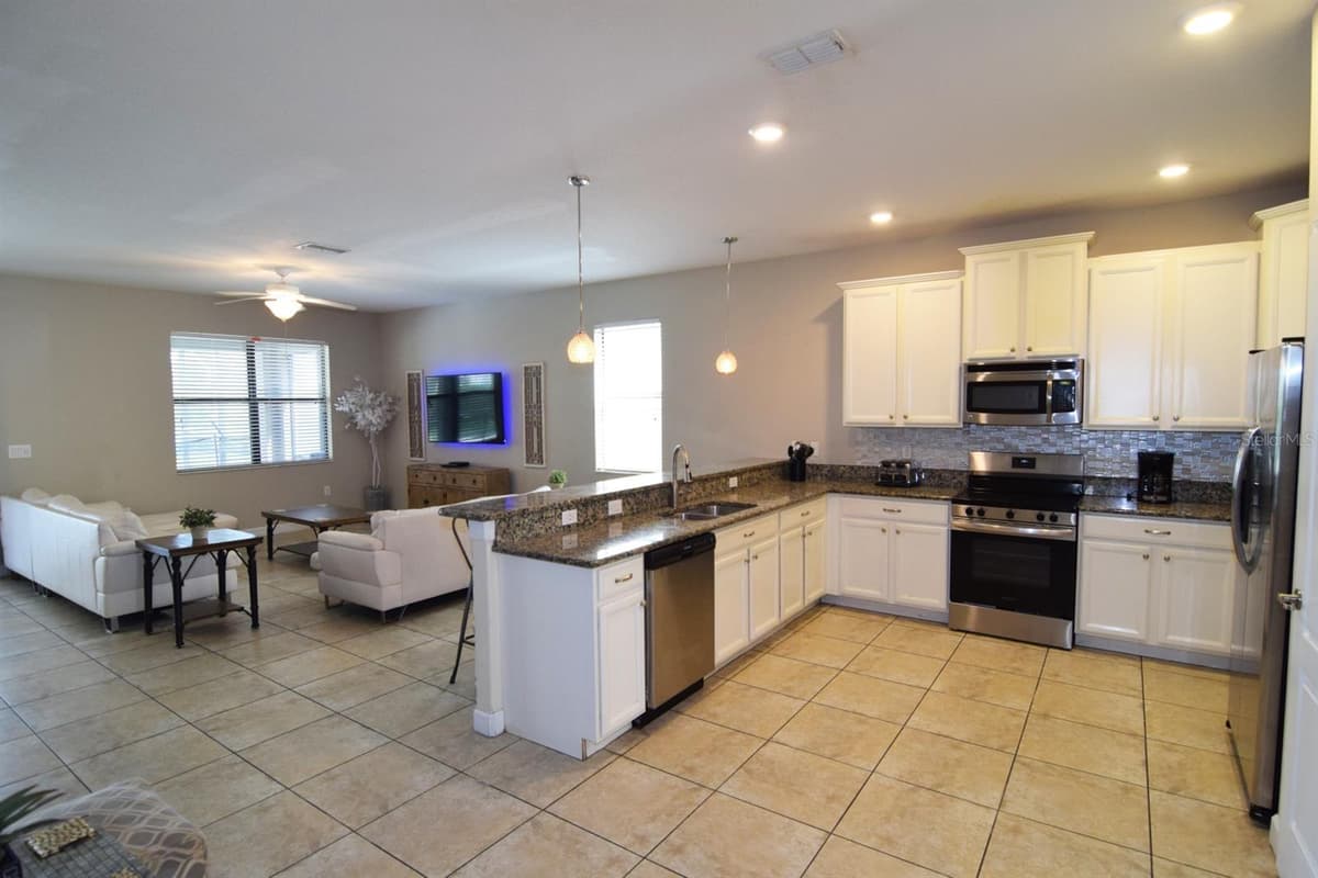 1402 MOON VALLEY DRIVE — photo 16 of 68